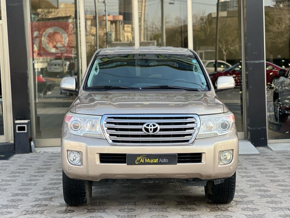 تويوتا لاندكروزر